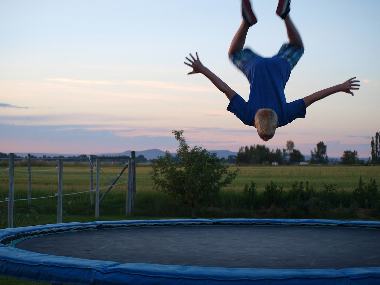 Trampolina 71548